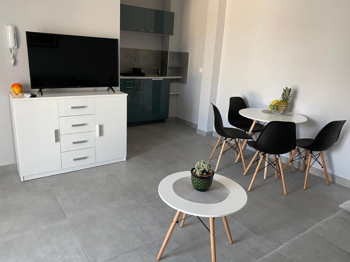 Green House Apartments نوفي فينودولسكي المظهر الخارجي الصورة