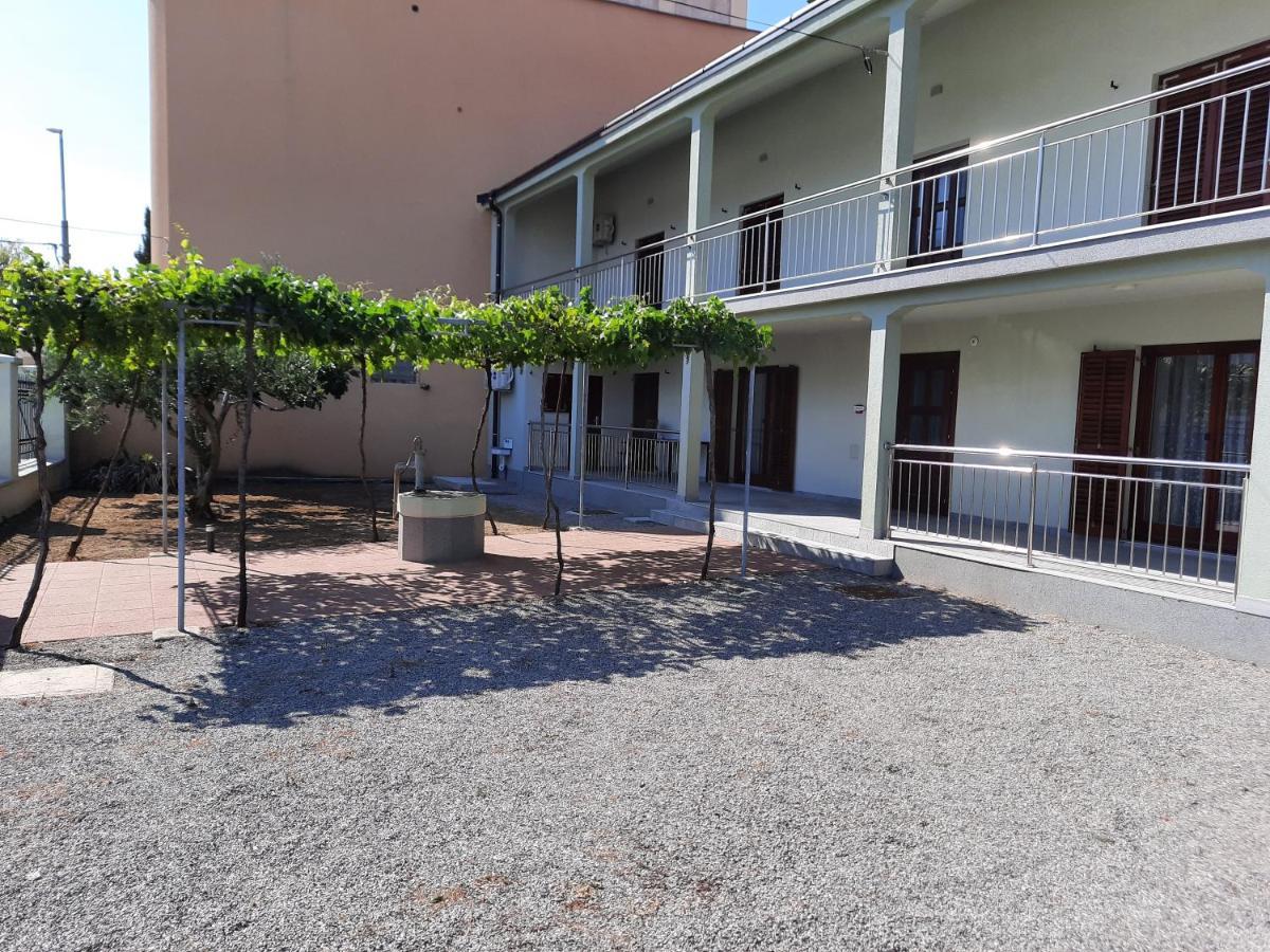 Green House Apartments نوفي فينودولسكي المظهر الخارجي الصورة