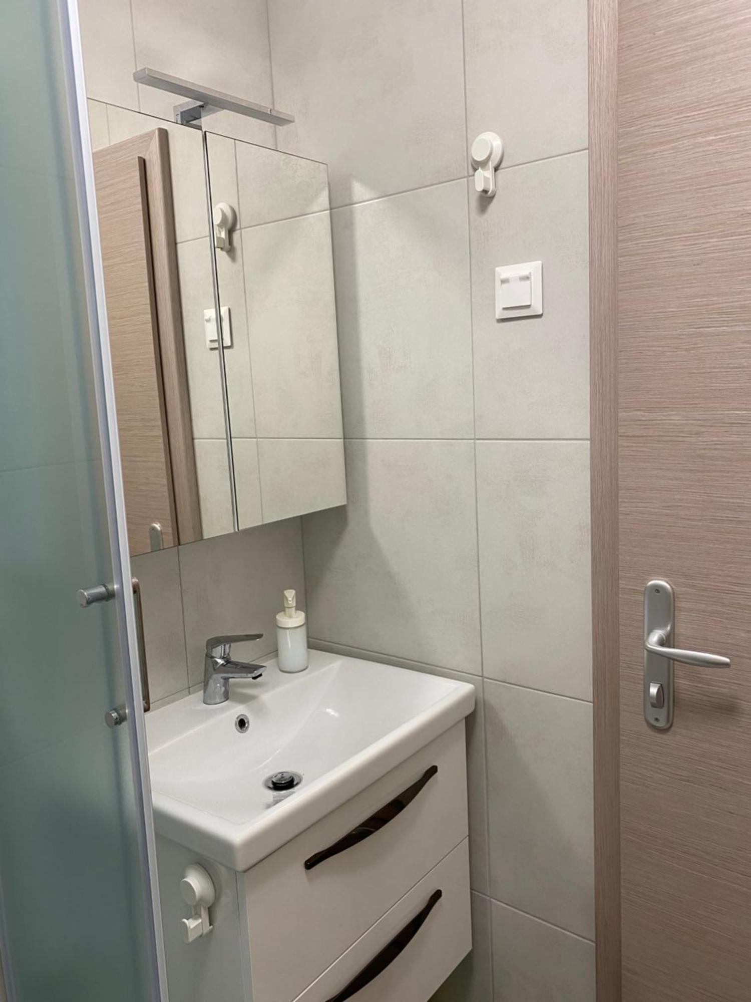 Green House Apartments نوفي فينودولسكي الغرفة الصورة